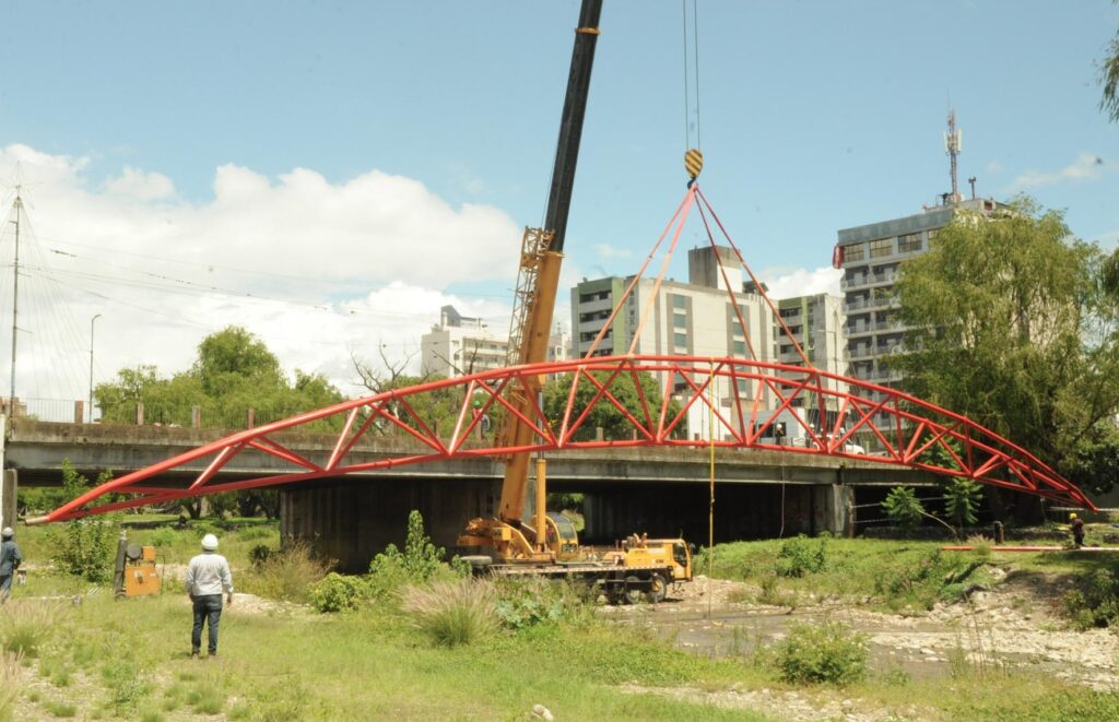 Gustavo-Muro-Obras-en-la-ciudad-Prensa-Muni-Jujuy1-1024x661